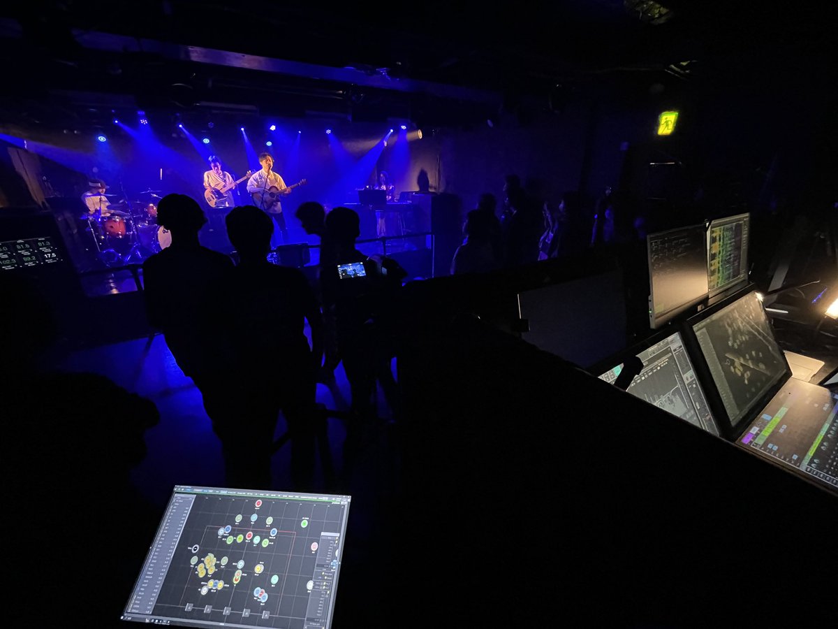 koyuto1101's tweet image. d&amp;amp;b Soundscape体験してきました！固定設備でがっつりチューニングされた環境で生バンドで聴くイマーシブは別次元の体験かつ革命的！LRとの聞き比べはイマーシブの良さはもちろん、LRの違和感も引き立っていた…もっと普及してほしい！

#dbSoundscape
#ライブイマーシブ