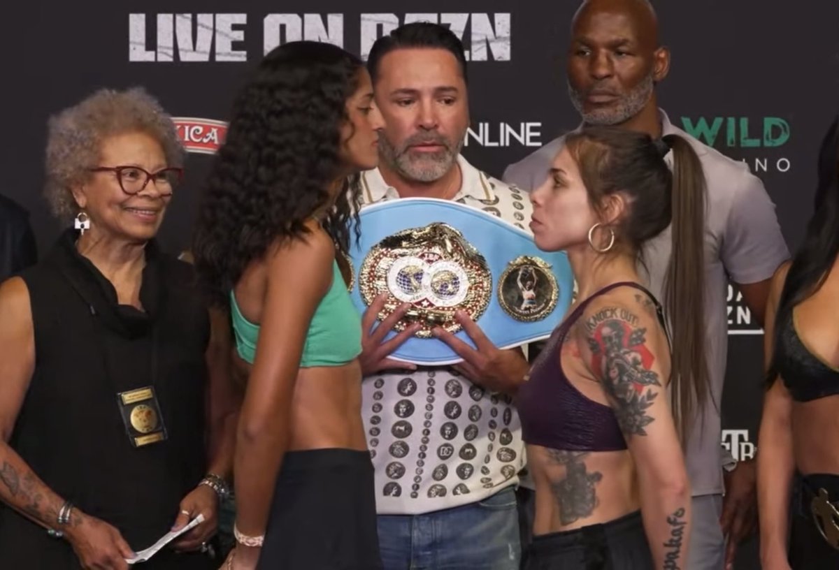 Todo listo en Las Vegas para disputar el título mundial femenino Mosca FIB:
Gabriela Fundora registró 50,430 kg y Daniela “leona” Asenjo 50,400 kg. 
Este Sábado a partir de las 20 hrs.
#FundoraAsenjo #Boxeo #BoxeoFemenino