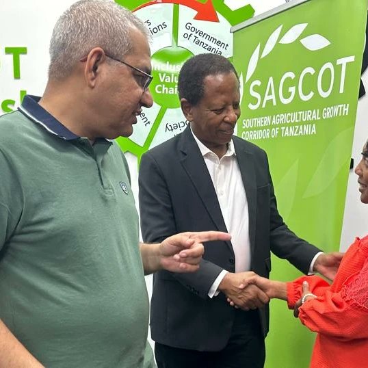tafst1993's tweet photo. issues around sustainability in Agriculture 

Tafst is ready to work with SAGCOT/AGCOT @sagcot in exploring collaboration opportunities around sustainable food processing.

#tafst #sagcot #agcot #foodscience #foodsafety https://t.co/GjxthHpnAv