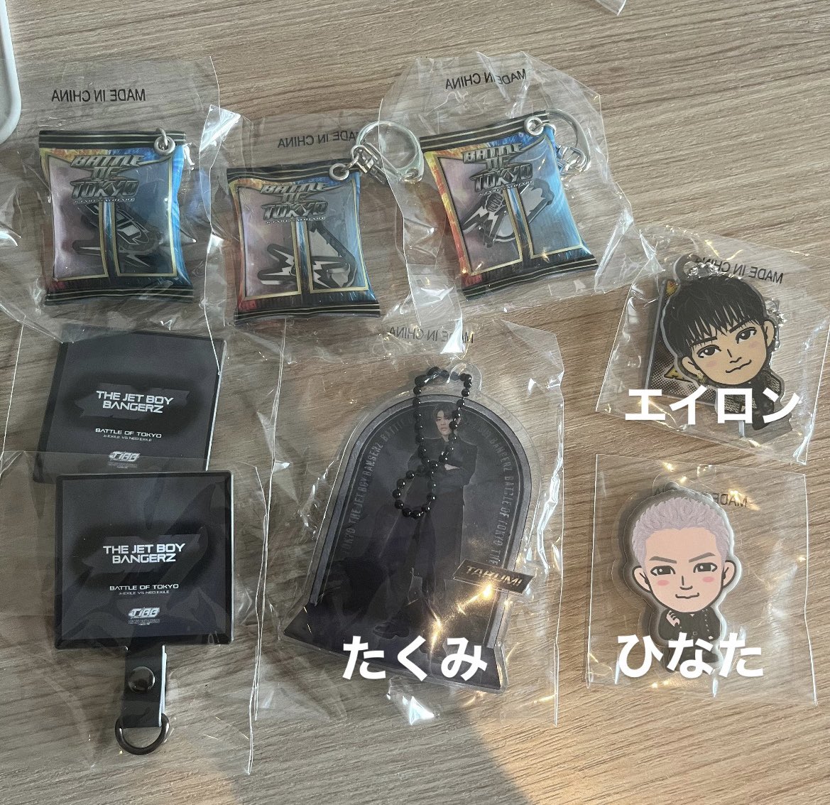 soyo29372879's tweet photo. THE JET BOY BANGERZ TJBB ジェット
BOT ガチャ 交換

【譲】 桑原巧光クリチャ、佐藤陽ステッカー、エイロンミニアクスタ
【求】NOSUKEクリチャ、缶バッジ、ステッカー
　　田中彰クリチャ、ステッカー

8/10.11.12たまアリ3日間現地での交換希望
リプにてお気軽にお声がけください🙇‍♀️ https://t.co/XfKPQAZiu8