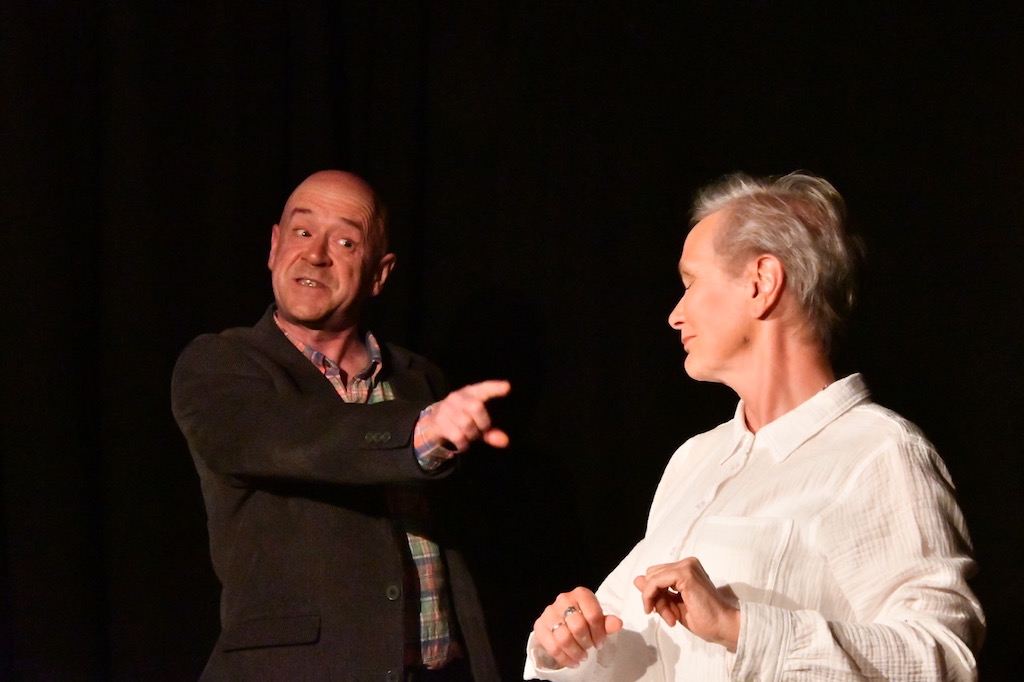 TheReviewsHub's tweet photo. #THEATRE #REVIEW I Believe in One Bach @CamdenFringe @EtceteraTheatre @2foolishprod 's skilfully done, with a credit to the writing that may put some into a theatre-induced existential crisis' ⭐️⭐️⭐️⭐️ https://t.co/FZvPoIzhzT #London https://t.co/uc7tCOhCsZ