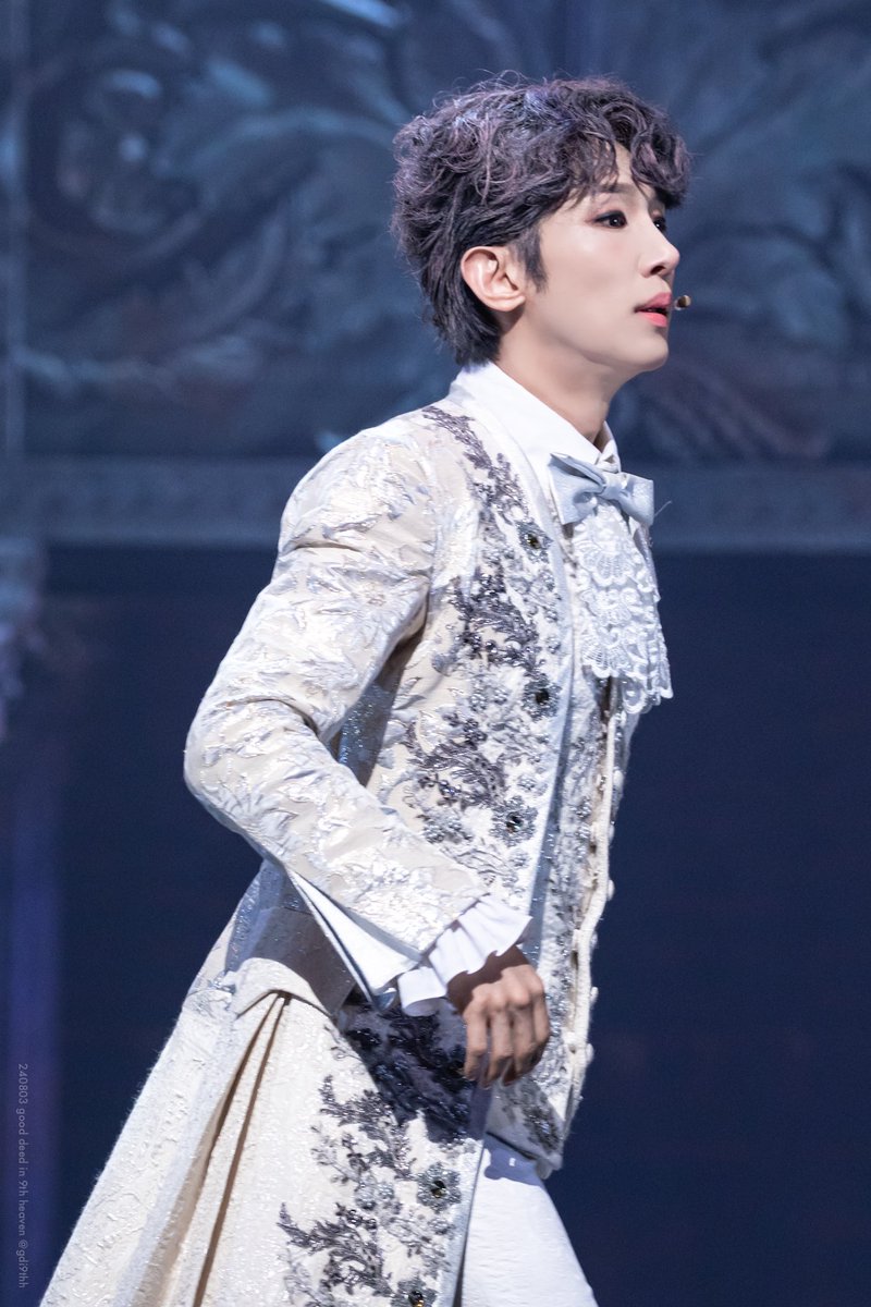 gdi9thh's tweet photo. 240803밤 뮤지컬 #살리에르 커튼콜

모차르트: #정재환 https://t.co/sWWSBjVjpj