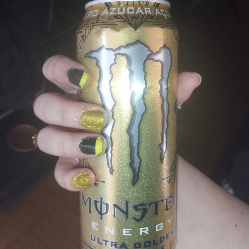 SayloinRiki's tweet photo. Here's my black and golden nails :3
(Mr incredible becoming Uncanny Phase 41 nails) (Remastered version)
πππ©ππ€πβ¨
.
#mricrediblebecominguncanny #phase41 #remasteredversion #gold #blackandgold #rings #skull #goth #blackandgoldnails https://t.co/8Gzk3og9jX