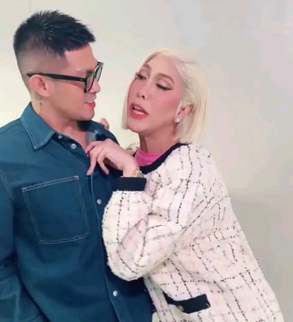 viceyygf_'s tweet photo. OMG! CUTE MAG-ASAWA HUHU

#ViceGanda #ionperez #ViceIon #showtimefunbansa @teamvicePH https://t.co/tfEntGd3RE