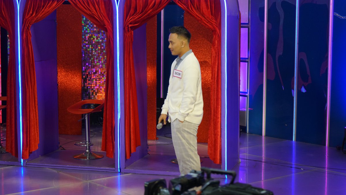 itsShowtimeNa's tweet photo. ❤️‍🩹 Yurie, it's time to meet Jorell!

#ShowtimeFunBansa 
Subscribe, follow and watch us LIVE Monday to Saturday 12nn
https://t.co/6a3FbJIzzR
https://t.co/FA9ip4yjrZ
https://t.co/kJcqr7VhWz https://t.co/FhguedNxyA