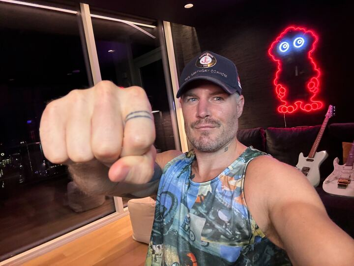 Saturday 3am.

A simple understanding that will make your rich AF in 5 years OR ruin your life.

In 5 years you will have to deal with the results of your actions today.

The bad habits, failed commitments, lack of risks taken, hard choices not made and comfort zones you stay in