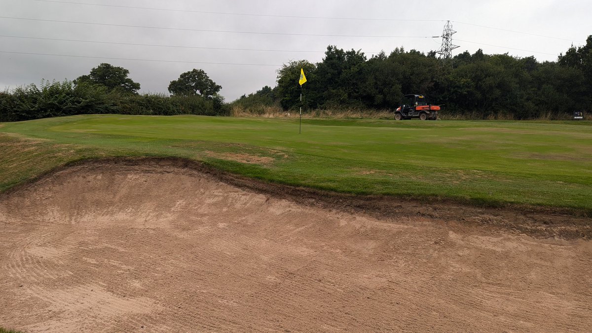 My most challenging week so far  <a href="/PennGolfClub1/">Penn Golf Club</a>  burst pipes on sprayer and machine breakdowns but the lads have been brilliant,  managed to get the pro core out and a much needed application of wetting agent on the greens plus app of selected herbicide on tees and aprons.