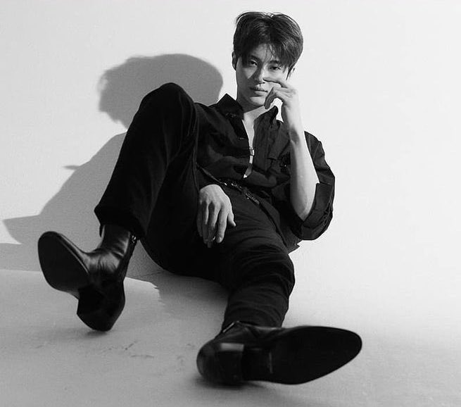 sppringsdaily's tweet photo. 흑백 우서기🖤 https://t.co/gax1hVe3uo