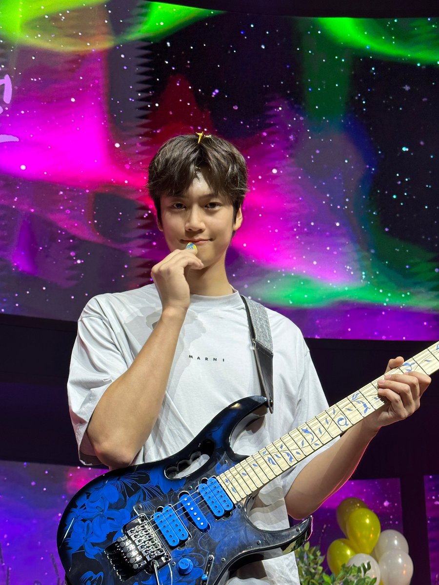 누룽지 쪼금만 기다려용~ 😋 

#나인우 #NAINWOO
#누룽지 #NWOORUNGJI
#AugustINWOOLove