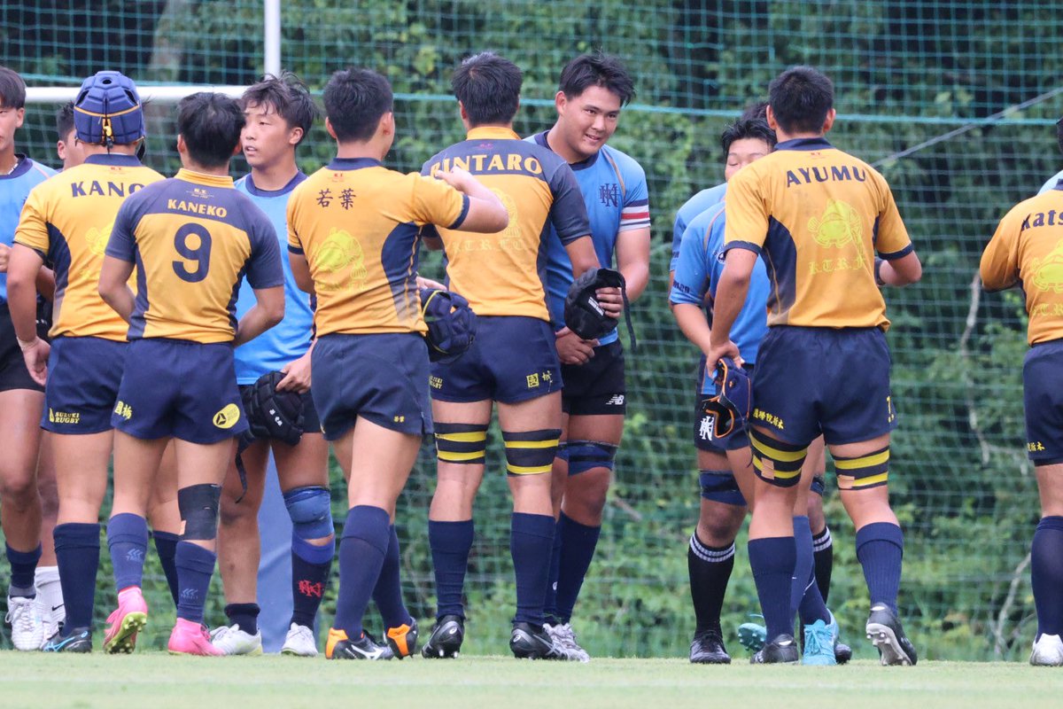 HidekiTakahash5's tweet photo. 菅平高原9番グラウンド、練習試合、國學院栃木対東京朝鮮、試合終了59-12。

両校選手お疲れ様でした！ https://t.co/6T7DPqn874