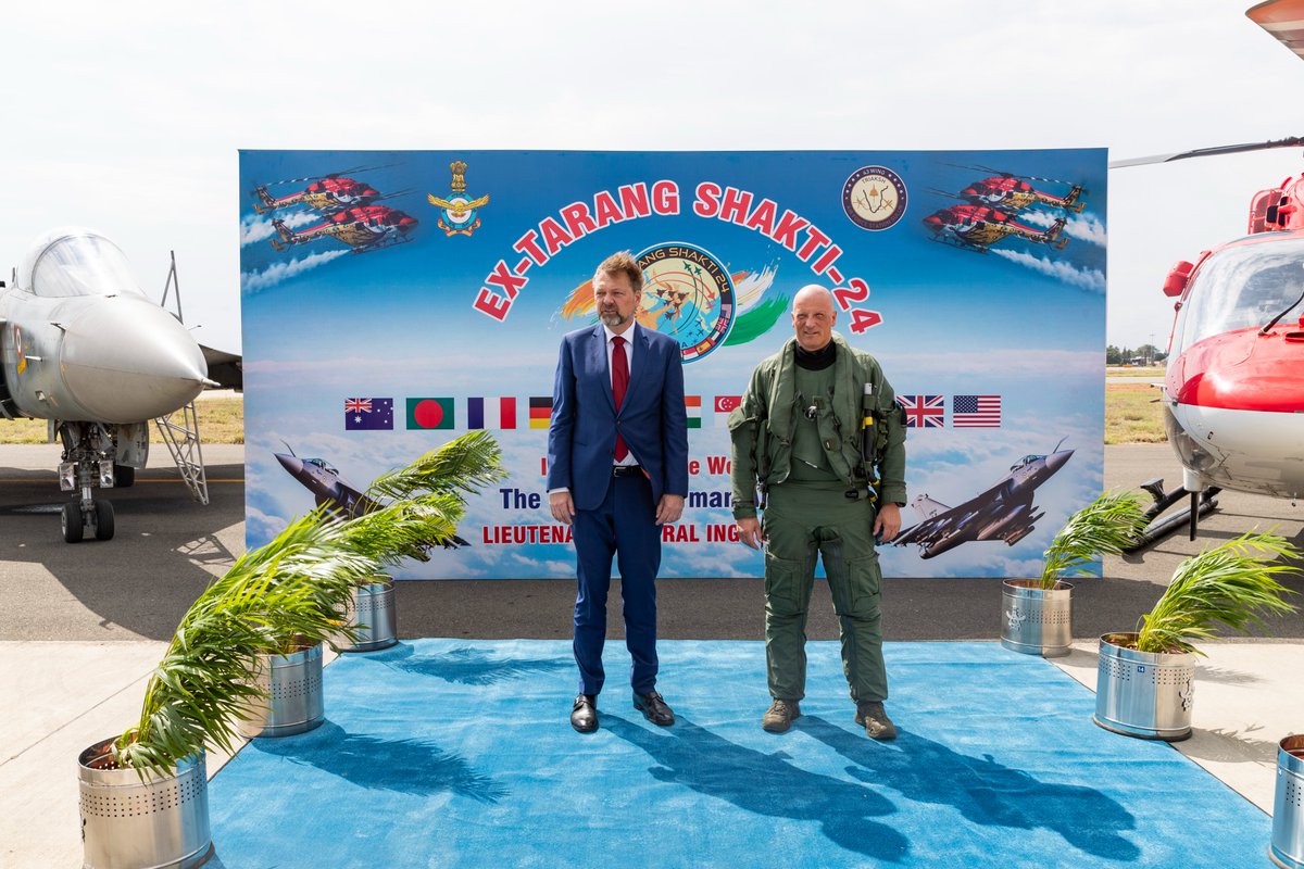 Dr Philipp Ackermann tweet media