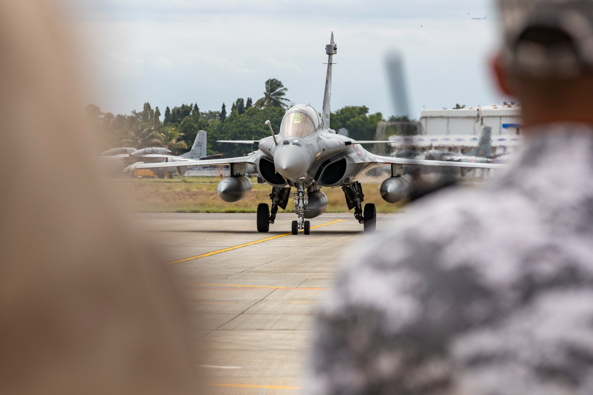 Dr Philipp Ackermann tweet media