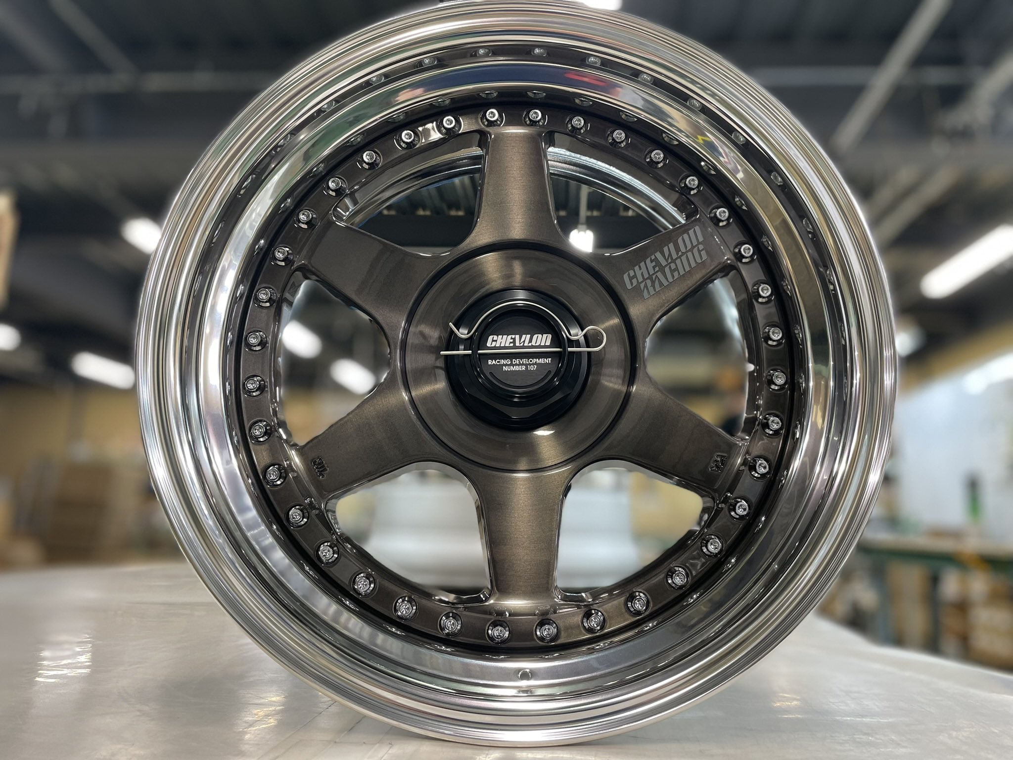 送料無料 クリムソン RS WP MAXI Low Disk 2PIECE 9.5J-17 +53〜-13 4H-100 (17インチ) 4H100 9.5J+53〜-13 送料無料 クリムソン CRIMSON RS WP MAXI Low Disk 2PIECE 8.5J-18 +63