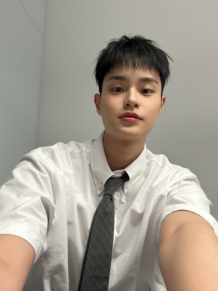 오랜만에 멤트에 오넹!!
쎄씨 포토북은 이뻤다 이뻤엉 ㅎㅎ💚