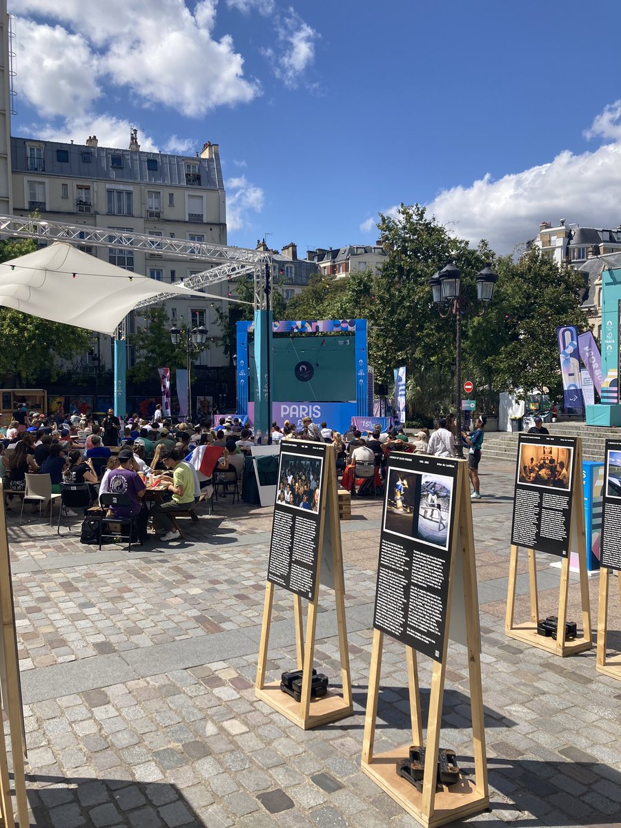 Michel_S_A's tweet image. 1 belle médaille 🥇 pour la 🇫🇷 🤾 venez vivre de beaux moments il reste de la place @mairie15  et pendant les mi-temps des animations @eternelleND @AmbOrange @OrangeIDF merci @Paris &amp;amp; @Philippe_Goujon 

#TousConnectés à #Paris2024 avec Orange