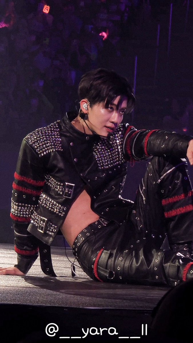 ไอ้เหี้ย ผมดำ ท่านั่ง สายตา คือชนะขาด กุแพ้เขาทุกทาง