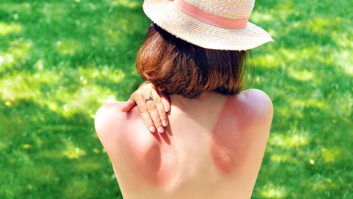 [PREVENTION SANTE]
☀️ Le soleil est une source de vitamine D, essentielle pour maintenir des os solides et renforcer le système immunitaire. Il est bon également pour le moral car il stimule les hormones du bien-être.
Consultez notre fil en action :  buff.ly/4bfCgQd