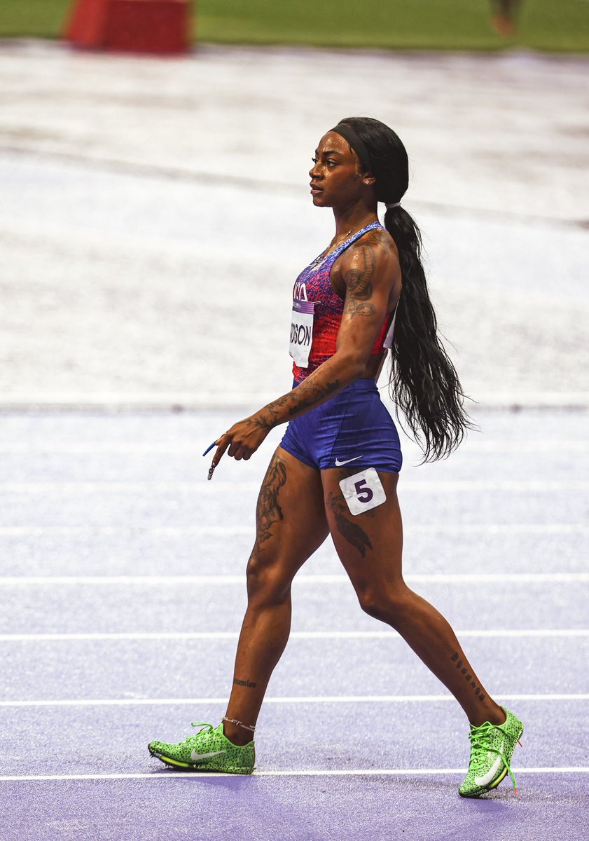 therajmahal__'s tweet image. 🐐