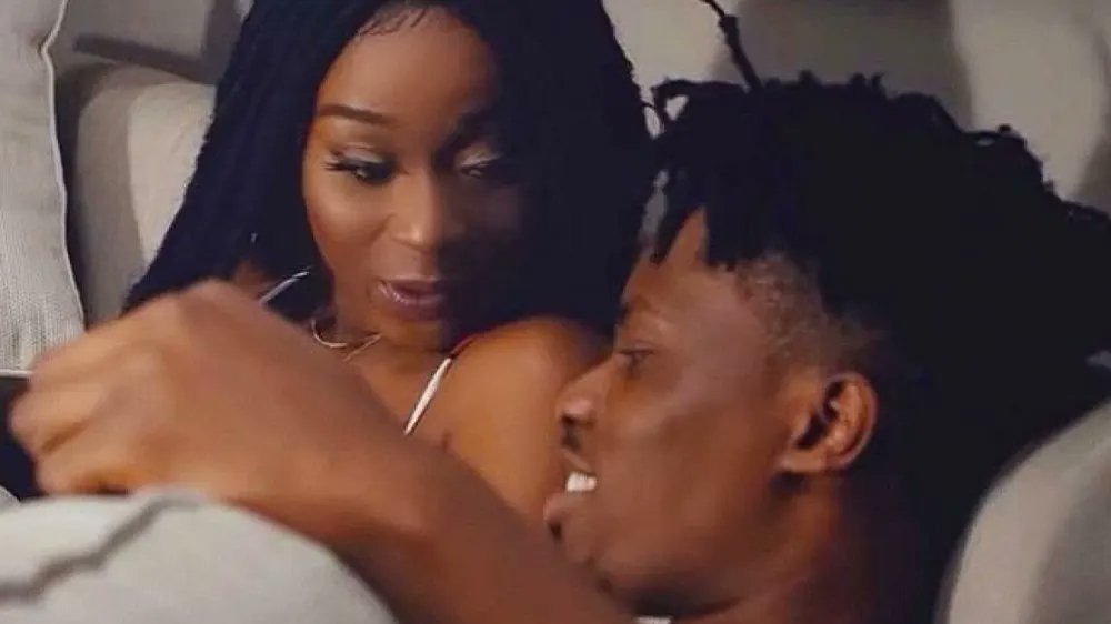 EntGh_'s tweet image. Efia Odo reveals personal details about past relationship with rapper Kwesi Arthur entgh.com/efia-odo-revea… via @entgh_