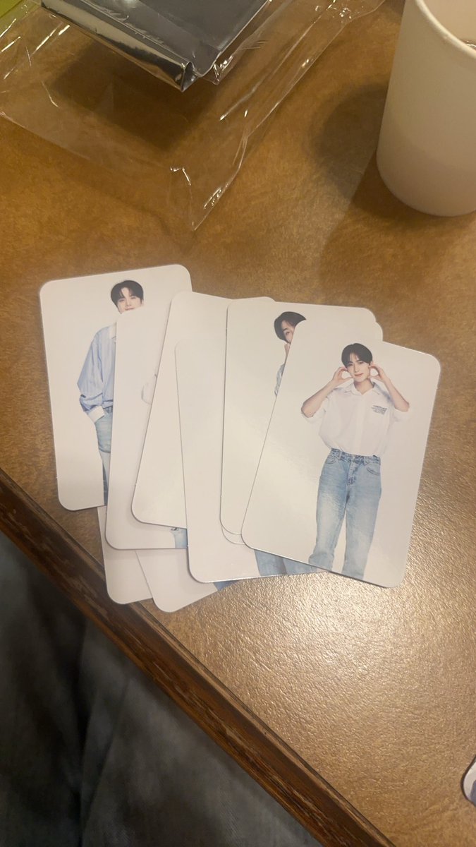 今日のドボのライブ、S席の人で大阪限定のトレカだった人いる？？