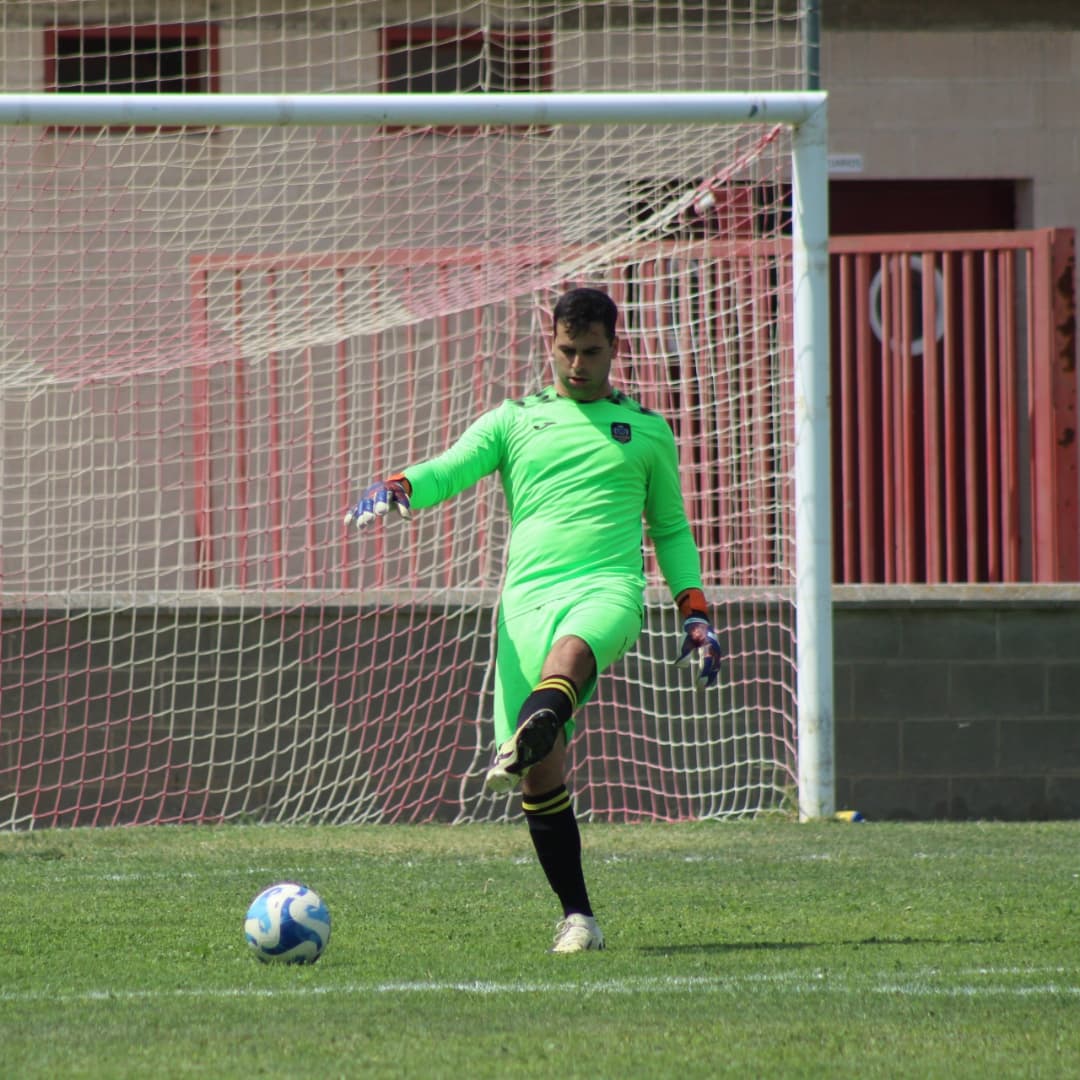 GALERIA 📸

Imágenes del partido amistoso de esta mañana frente al <a href="/Monteagudo_CA/">C. A. Monteagudo</a> que ha finalizado con victoria para los nuestros por 0-2.
#aúpaaluvión