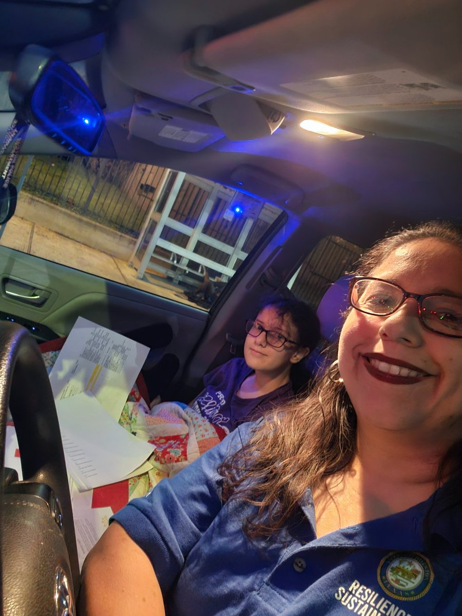 mmmjsaldivar's tweet image. #H3ATMAPPING, 6-7AM route done w/my 11 yr old Navigator. 🥰 being a #communityscientist w/her this morning collecting #heat #data on the East end, downtown &amp;amp; #midtown areas of #Houston. Happy to #volunteer &amp;amp; serve my hometown who will benefit from new data collected. #hounews
