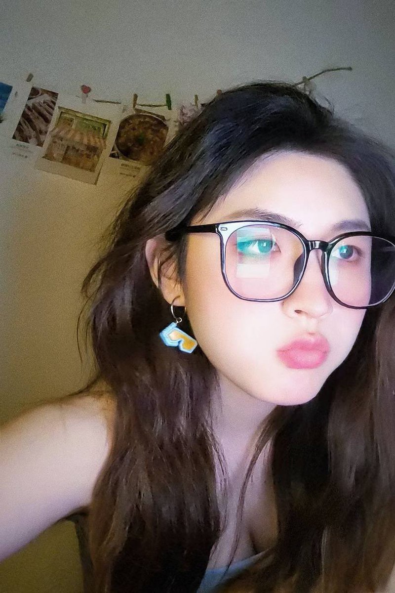 七夕特别任务，需要的狗狗点赞转发，私信电报领取！
在这个炮火连天的日子里，作为单身狗的你，肯定也寂寞难耐吧！想操B缺没有女朋友！
姐姐就给你一个任务，想必这个时候还刷X的肯定没有女朋友了！