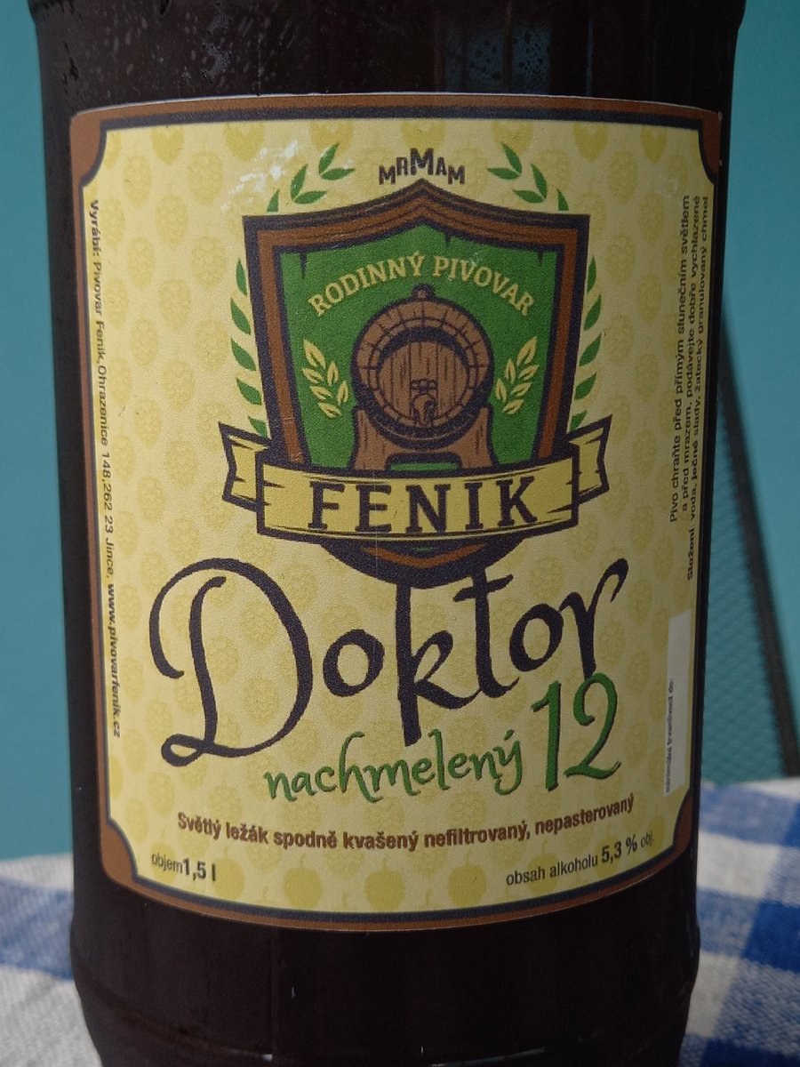 LaunMartin's tweet image. Že on je u nás doktor? A taky jó!🍻
#djc