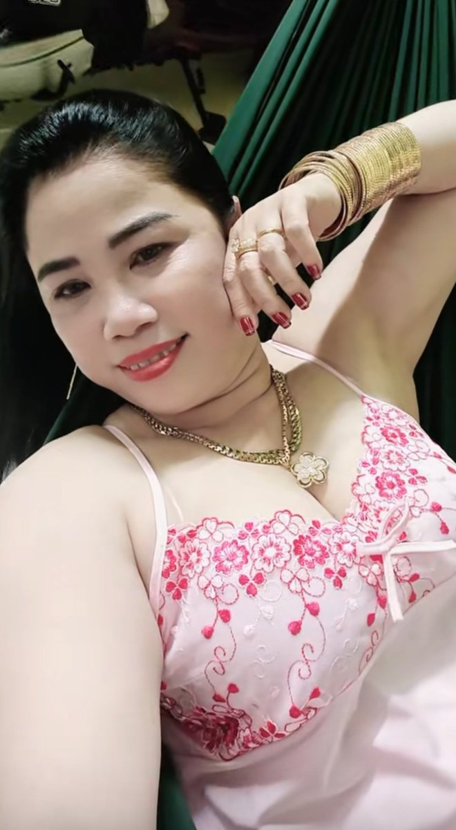 Mẹ Thủy tweet media