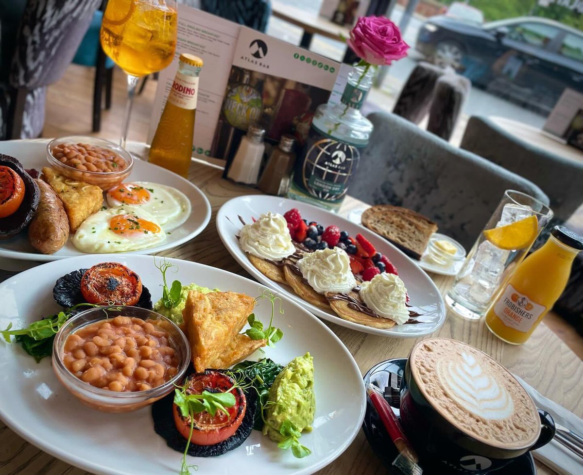 Saturday’s are for enjoying great food, and drinks, with family and friends, #Manchester