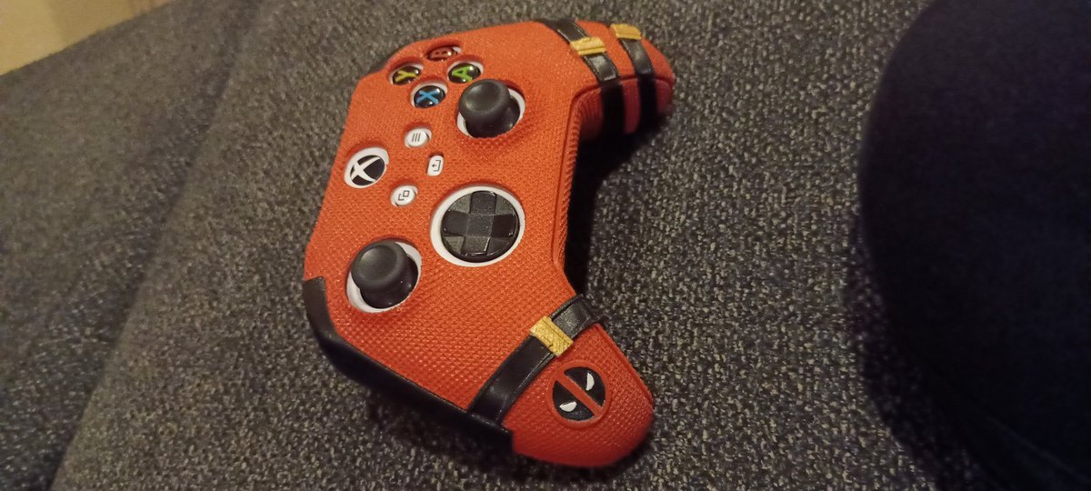 Razo1203's tweet image. #xboxcheekycontrollersweepstakes