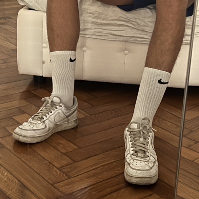 Cagne non sono sparito, tante novità in arrivo 💪🏻😈

Curiosi? 

#NuovaFotoProfilo