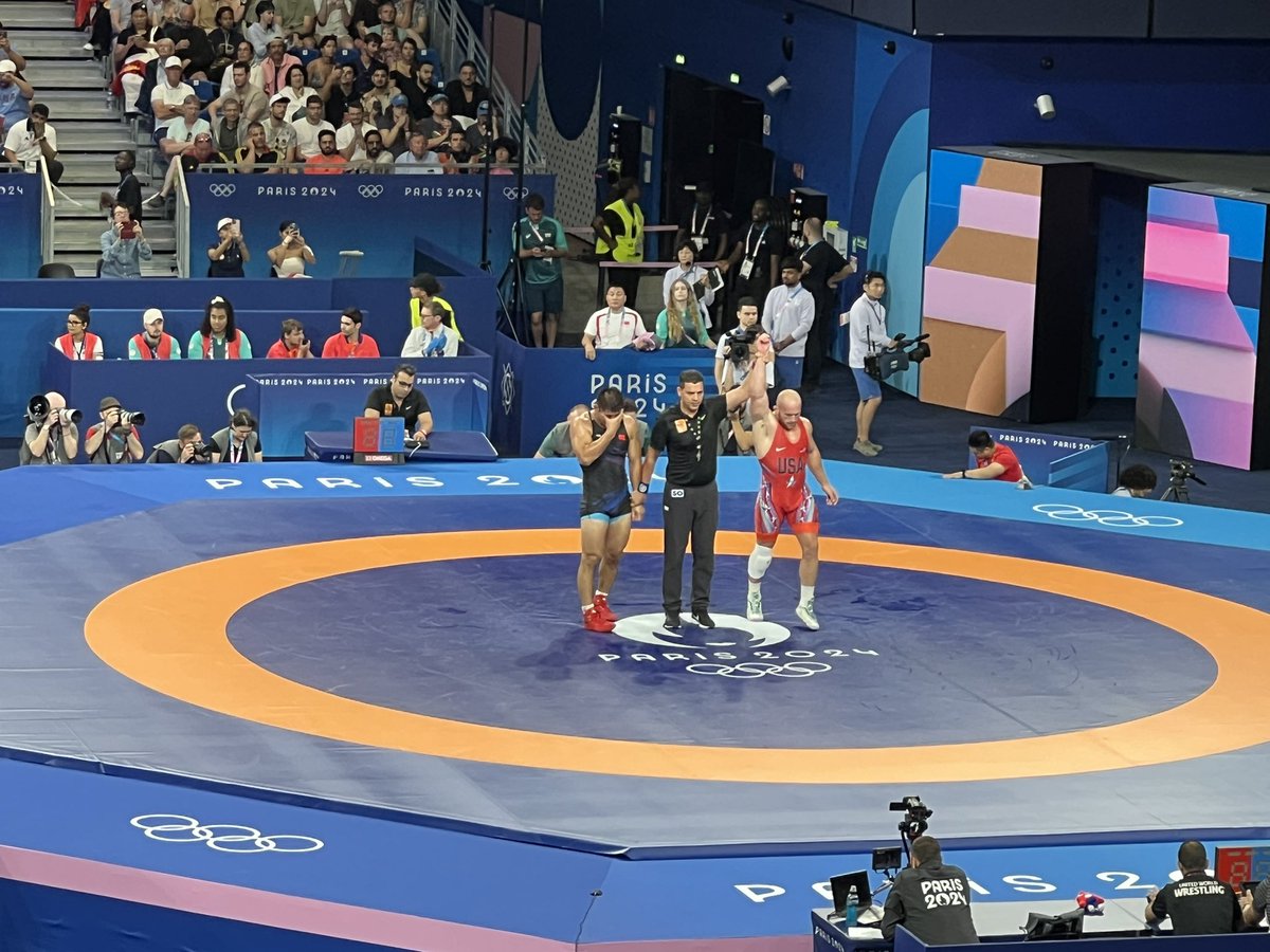 Way to go Snyder! 🇺🇸