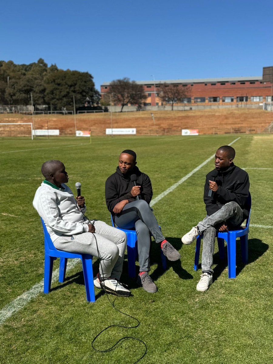SportArtsCultur's tweet image. Interviews at the Under-15 National School Sport Championships in Wits Sturrock Park in Johannesburg 

Link: sabc-plus.com/live

#SchoolSportIsAlive
#NSSC
#InspiringANationOfWinners
