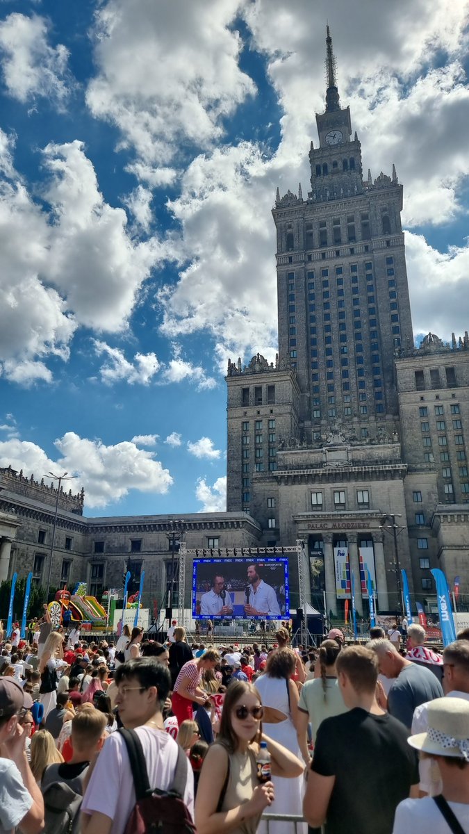 proca223's tweet photo. Kibicujemy!!! 🇵🇱🇵🇱🇵🇱 #Paris2024 #Polska #volleyball @Eurosport_PL https://t.co/oExTbCh2kF