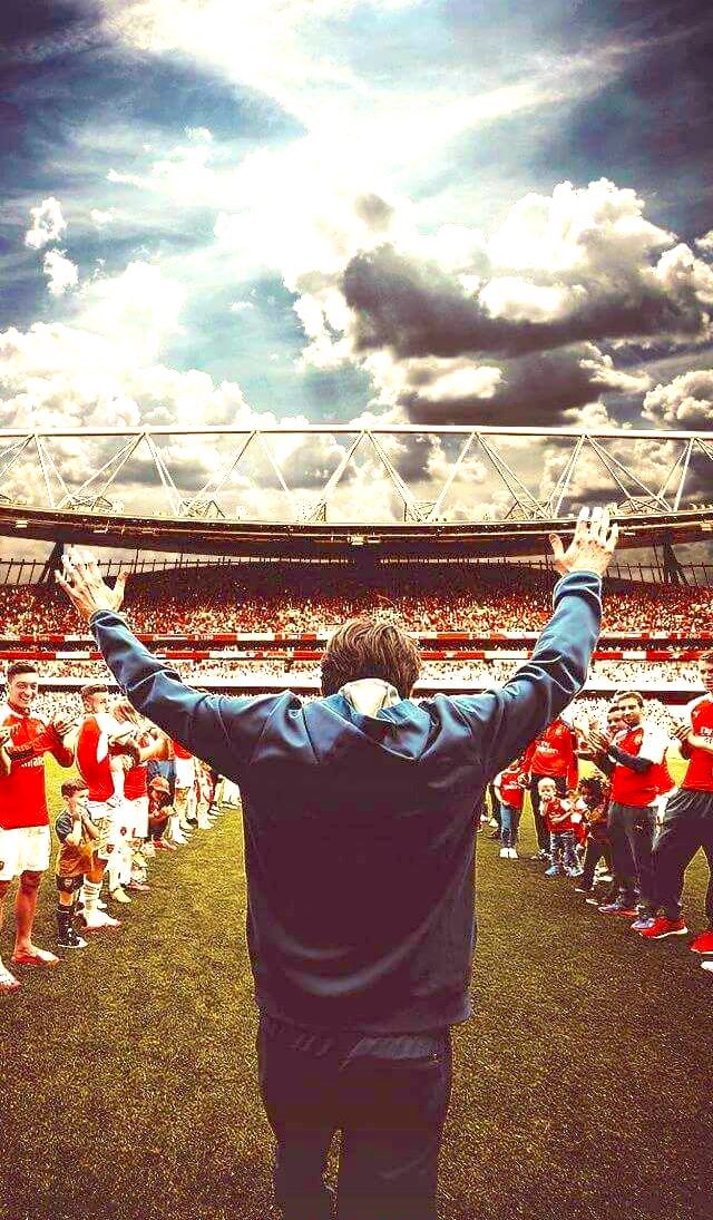 ArsenalN7's tweet photo. Welcome to the wonderful world of Rosický 🇨🇿 [Thread] https://t.co/zgn8ZPHdRu