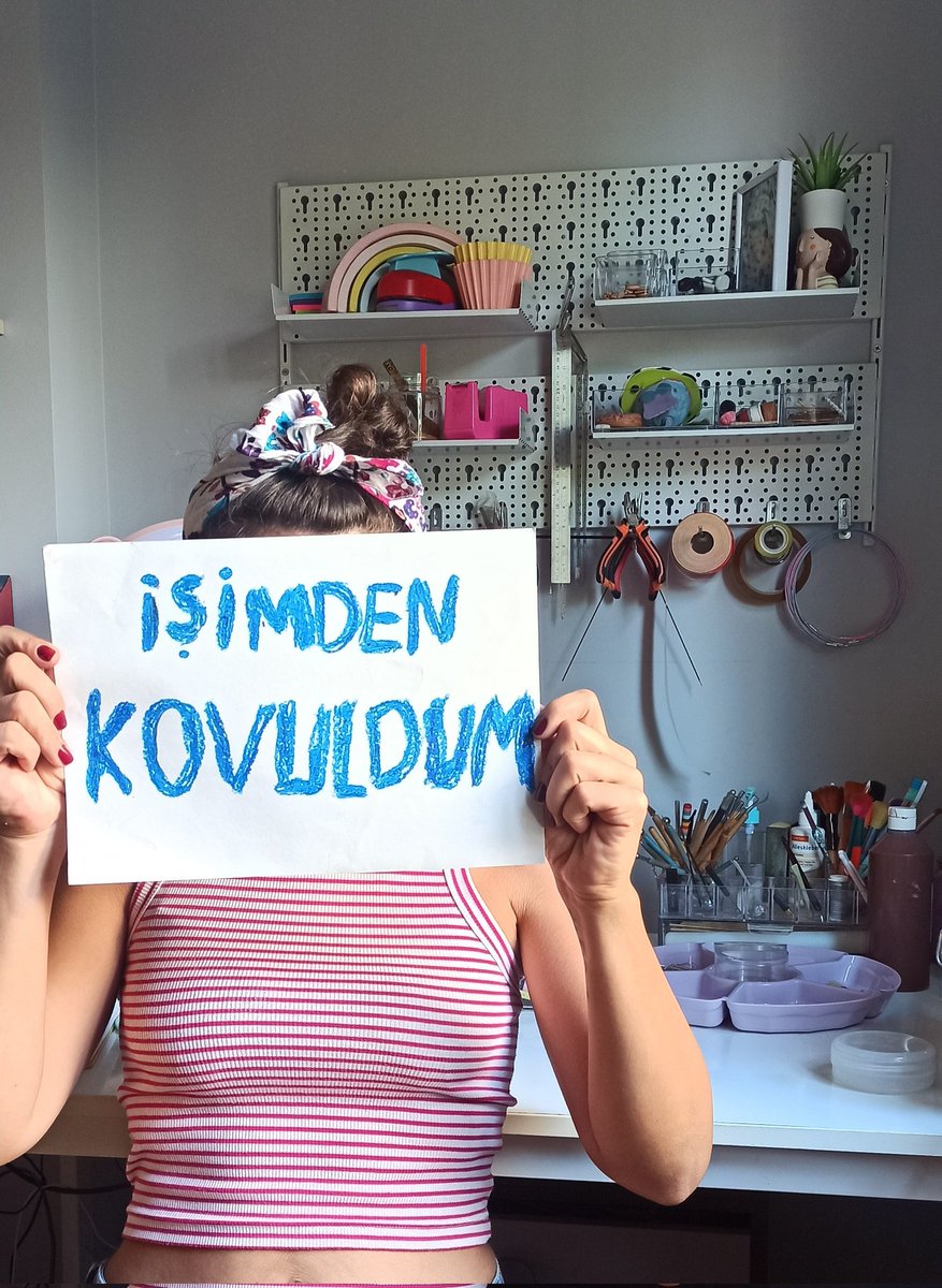 Değerli Kamuoyuna,

Bizler, el emeğiyle üreten, küçük atölyelerinde büyük hayaller kuran kadın girişimcileriz. Günün büyük bir kısmını üretim yaparak geçiriyoruz. Ürünlerimizi paylaşmak, hikayemizi anlatmak ve sizlerle bağ kurmak için (devamı yorumlarda)

instagram.com/p/C-fbdW1oLtE/…