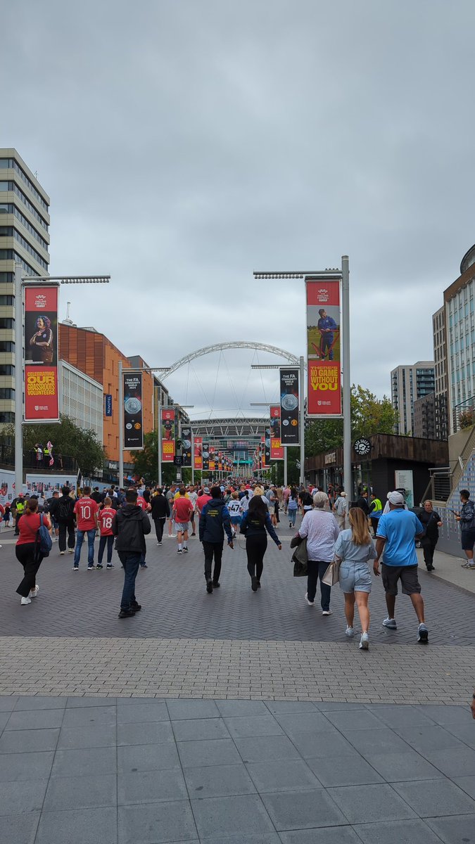 devlin_steven's tweet image. Let's go! #mufc