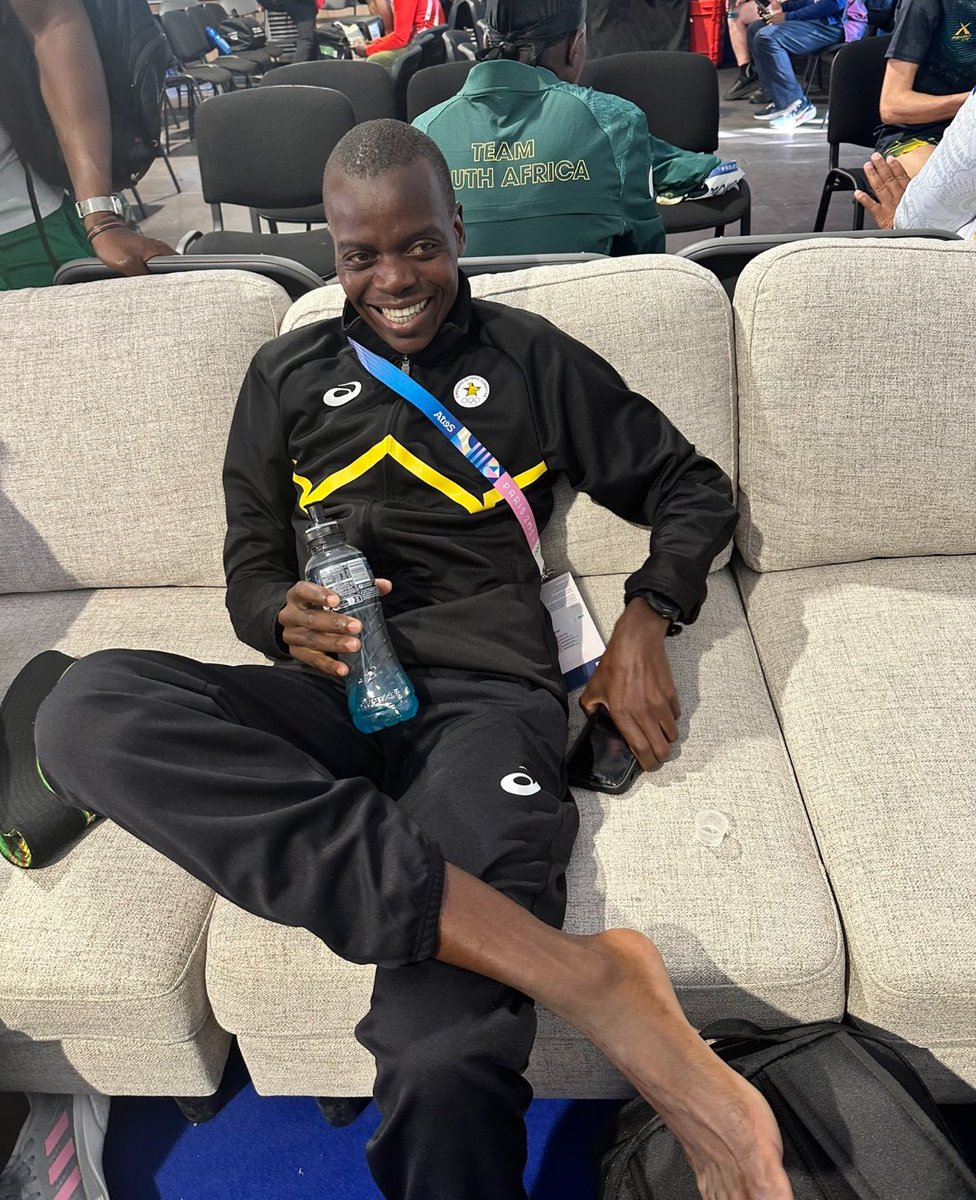 advocatemahere's tweet photo. 🟣Huge congratulations to Isaac Mpofu on his sterling performance in the Men’s Marathon. Mpofu came an impressive 19th out of 80 runners. 9 did not manage to complete the race. We are super proud of you, champ! Thank you for raising the Zimbabwean flag high! #TeamZimbabwe🇿🇼🇿🇼🇿🇼 https://t.co/cEaGJyLUj3