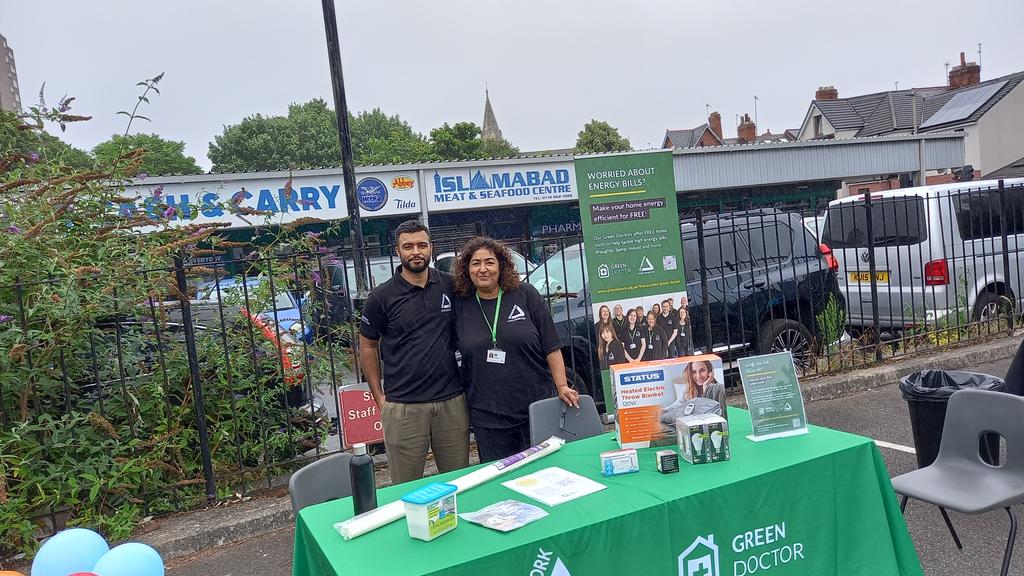 It might be raining, but we're still here till 5 at the Highfeilds Centre summer festival. Good to catch up with old friends too.  <a href="/Groundwork_GWFC/">Groundwork Five Counties</a> <a href="/H_fieldsCentre/">Highfields Centre</a> and <a href="/eavafm/">EAVA FM 102.5</a> . Come say hi.