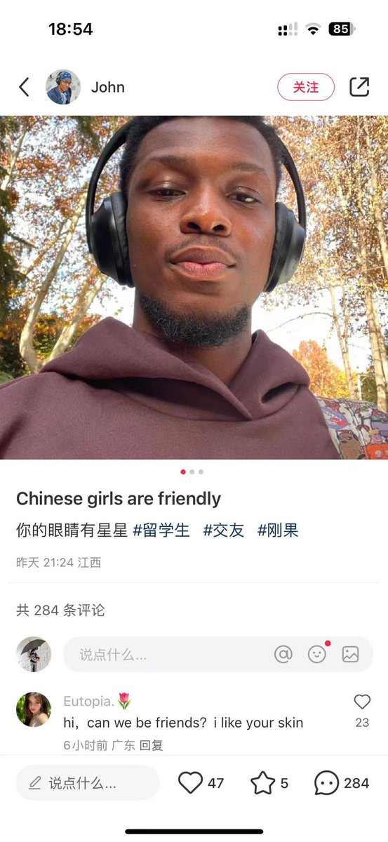 《你是我见过的最漂亮的中国女孩》《你的眼睛里面好像有星星》《你可以教教我讲中文吗》《我们可以在一起吗》《没事的宝贝相信我》《这个孩子是我送给你的礼物》《我要离开一段时间》