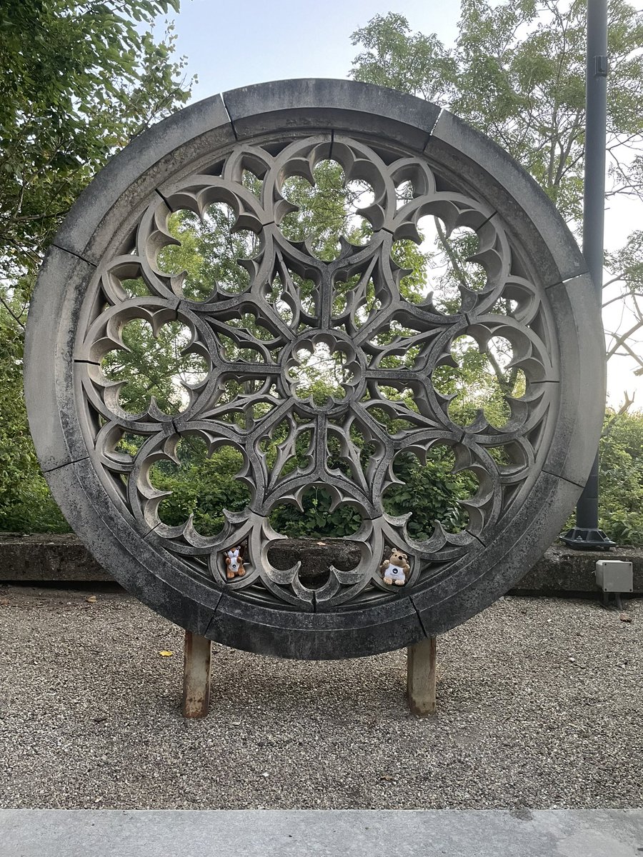 PaulNaish78's tweet image. Leaving Indianapolis now, but me and my little pals 🐿️🦔 enjoyed our stay and #MathFest was great!