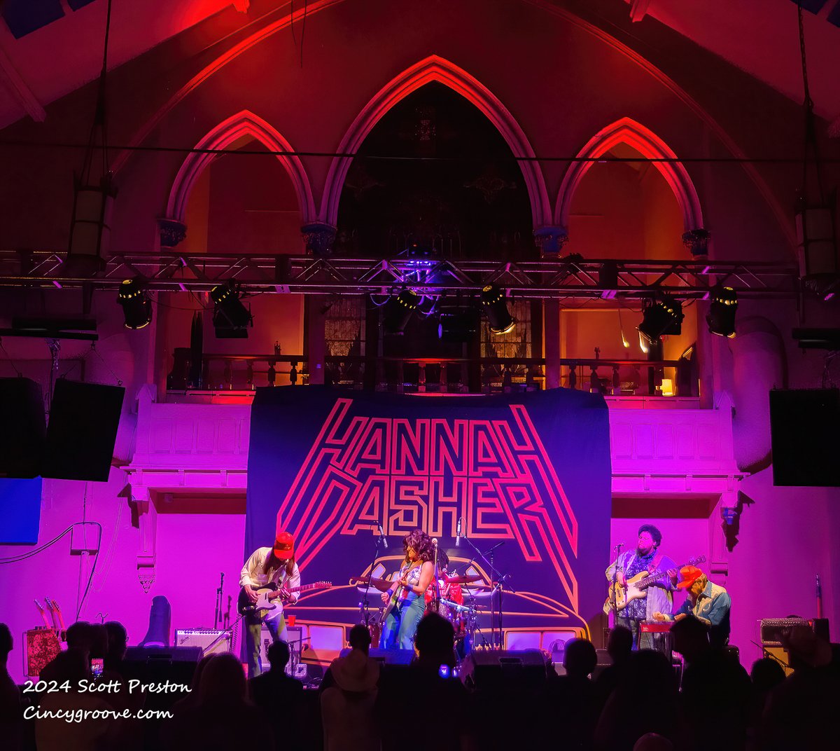 Cincy Groove (@cincygroove) on Twitter photo Hannah Dasher, 8/2/24, Southgate House Revival, Newport, KY
cincygroove.com/2024/08/10/han… #hannahdasher #southgatehouserevival #cincygroove #scottpreston <a href="/SGHRevival/">The SGH Revival</a> Hannah Dasher, 8/2/24, Southgate House Revival, Newport, KY
cincygroove.com/2024/08/10/han… #hannahdasher #southgatehouserevival #cincygroove #scottpreston <a href="/SGHRevival/">The SGH Revival</a>