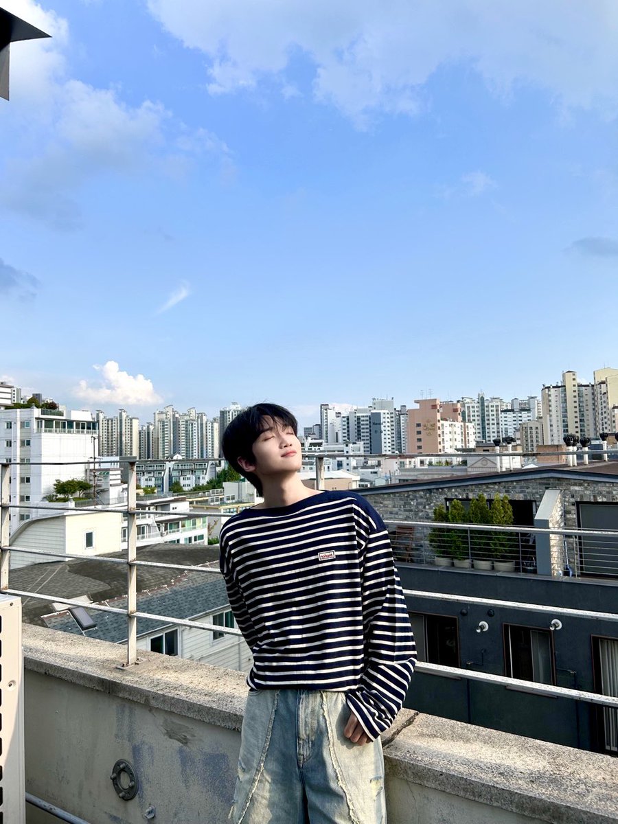 광합성🍀☁️
#김연규 #KIMYEONKYU #더크루원 #TheCrewOne #승환이 #안경 #썼지 #하하하