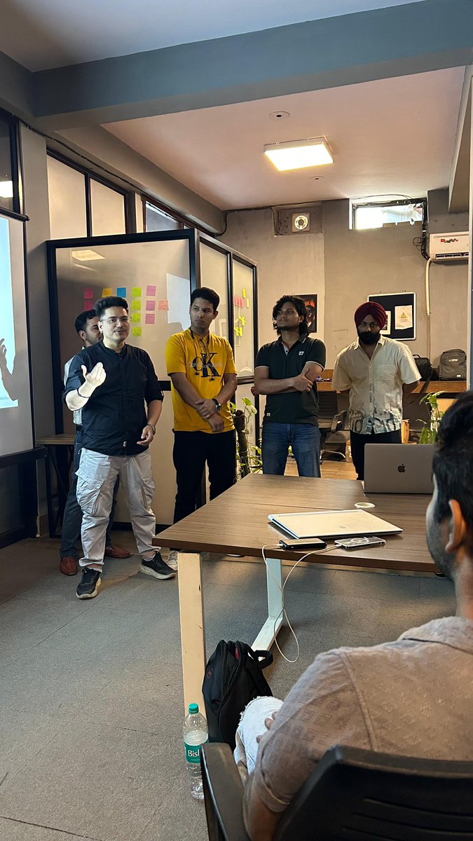 Design_Boat's tweet image. Dive into the world of Figma with our Gurugram learners as they master the art of exceptional design
🚀 Next stop: Delhi, NCR on 7th September. Don’t miss out—secure your seat now through the link in our bio
#UIUXCourse #ProductDesign #VisualDesign #DigitalDesign #CareerGrowth
