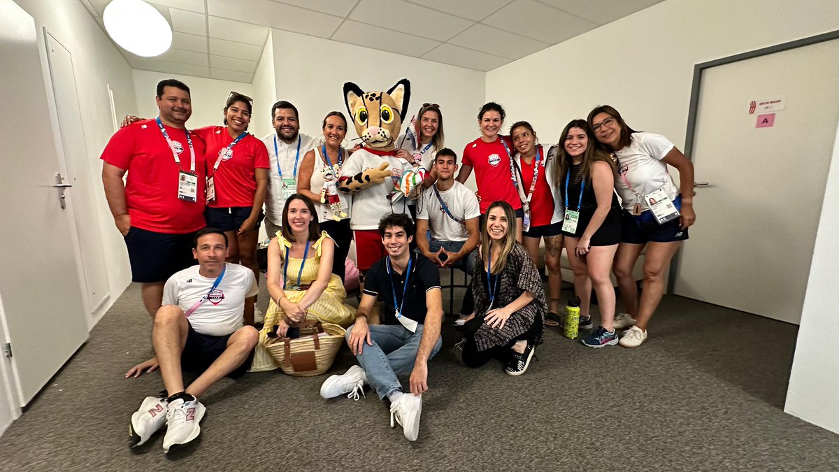 Visita de la Embajadora de la República del Paraguay en Francia, Exc.Sra. Cynthia Filártiga Lacroix, al #TeamParaguay 🇵🇾, en la Villa Olímpica de #Paris2024

#JuegosOlímpicos #ParaguayPuede