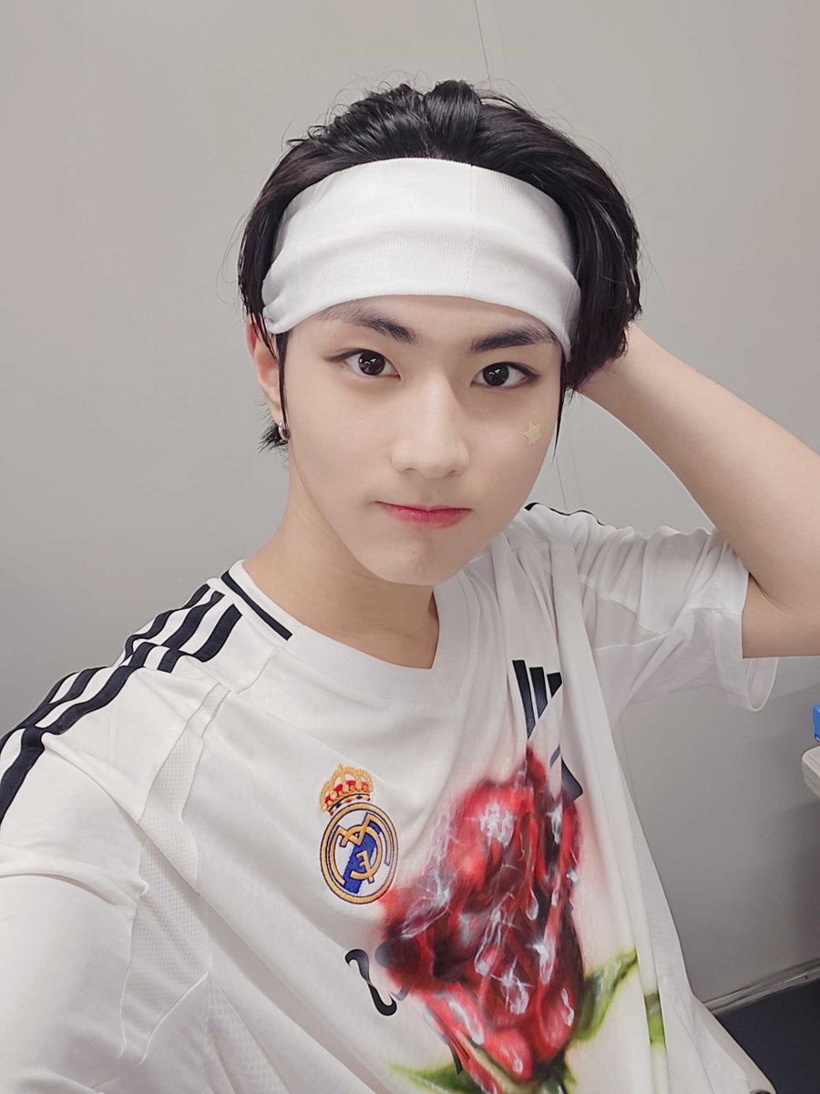 enhypenweverse's tweet image. [ #정원’s Post ] 240810

#JUNGWON: Today was really fun~♡

@ENHYPEN_members @ENHYPEN #ENHYPEN #엔하이픈