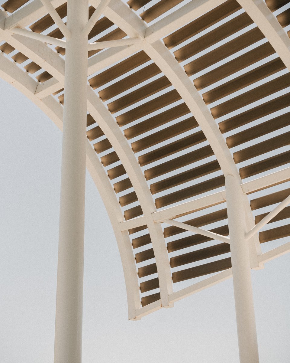 andreaschirass's tweet photo. Lines and light.

#Photography #Minimalism #Architecture #LightAndShadow #Abstract #Design #Art #VisualArt #InstaArt #PhotoOfTheDay https://t.co/gHZcL2SbGL