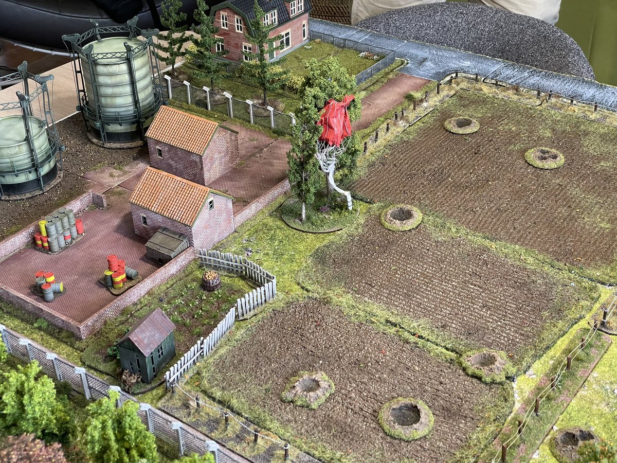 Clogfather1975's tweet image. We’re back in the Oosterbeek perimeter to try to some other support options and perhaps tweak the scenario a bit. #chainofcommand #spreadthelard