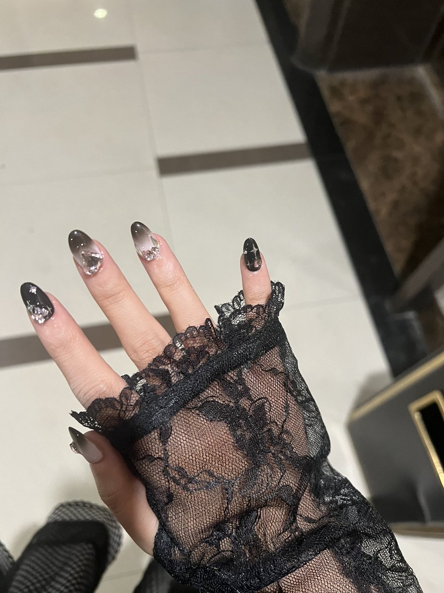 moreuwu__'s tweet photo. 假期限定指甲💅 https://t.co/Nb1zxUDO1J